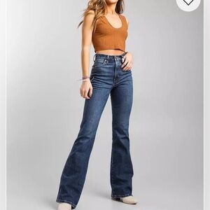 Wrangler Women’s Westward High Rise Boot cut denim jeans.